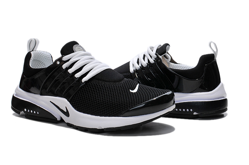 nike air presto noir et blanche